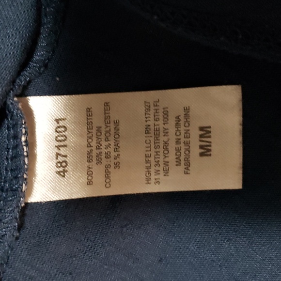 3/$15 Gaiam tank top - Picture 4 of 4